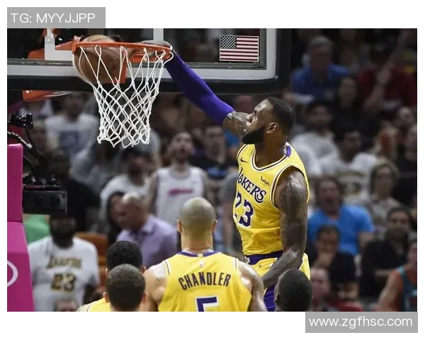 湖人队与热火队激战正酣比赛进程回顾与精彩瞬间分析 湖人队与热火队激战正酣比赛进程回顾与精彩瞬间分析